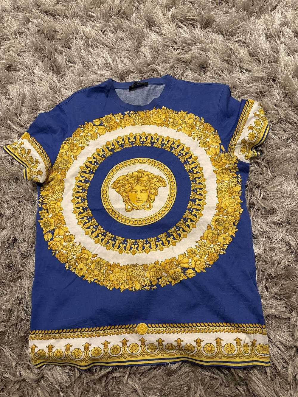 Versace Versace t shirt - image 1