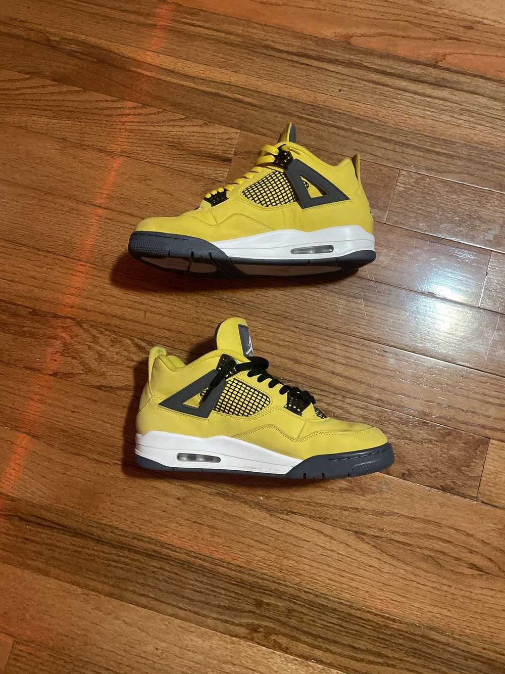 Jordan Brand Jordan 4 lightning comes with box - image 3