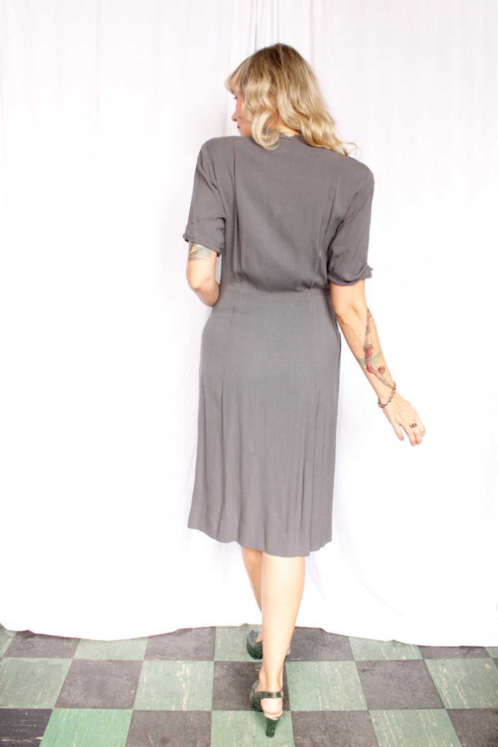 1940s Town & Travel Grey Button Dress - Medium - image 2