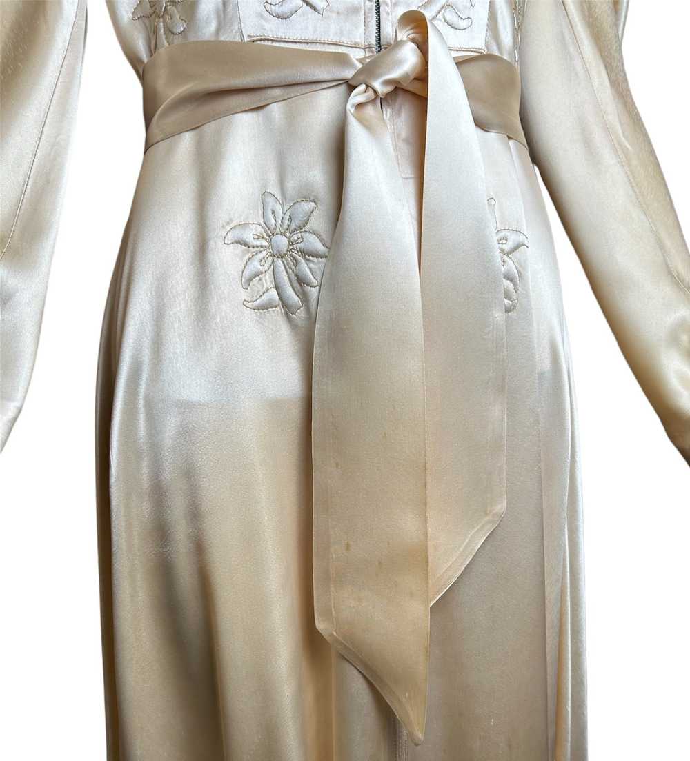 1940s Champagne Satin Evening Gown/Dressing Gown - image 6