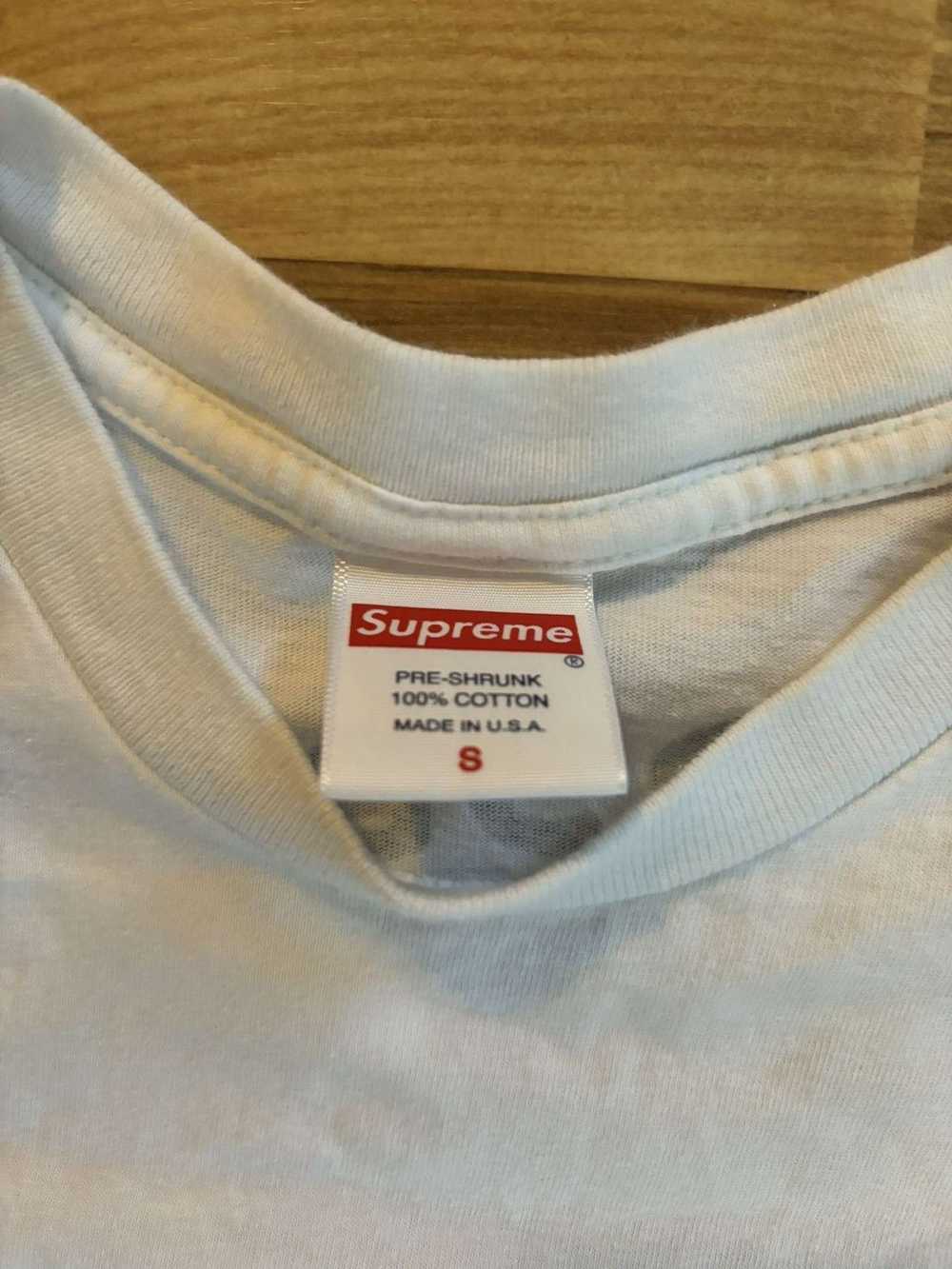 Supreme White supreme spiral graphic tee - image 5