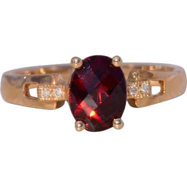 Natural Garnet and Diamond Ring in Yellow Gold