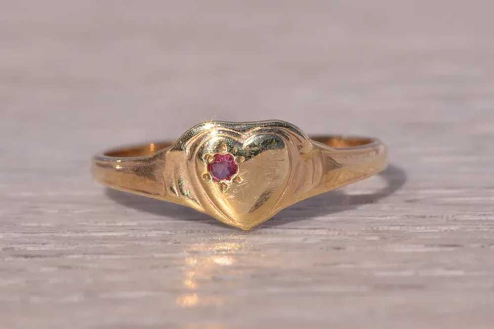 Natural Ruby Ring in Yellow Gold - image 6