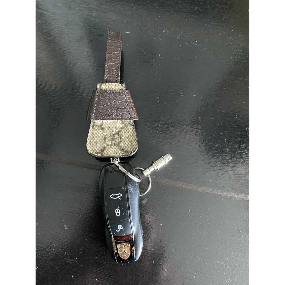 Gucci Leather key ring - image 2