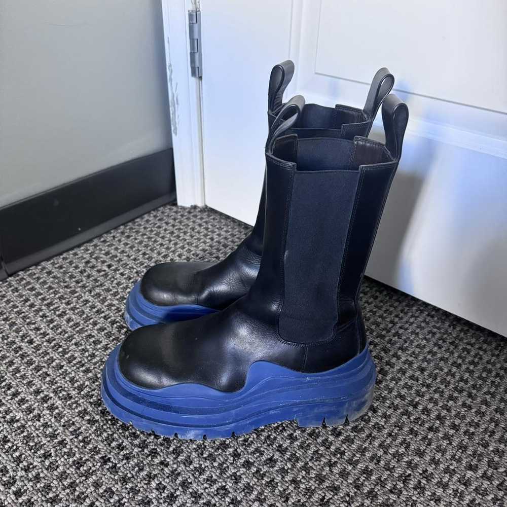 Bottega Veneta Lug leather snow boots - image 2