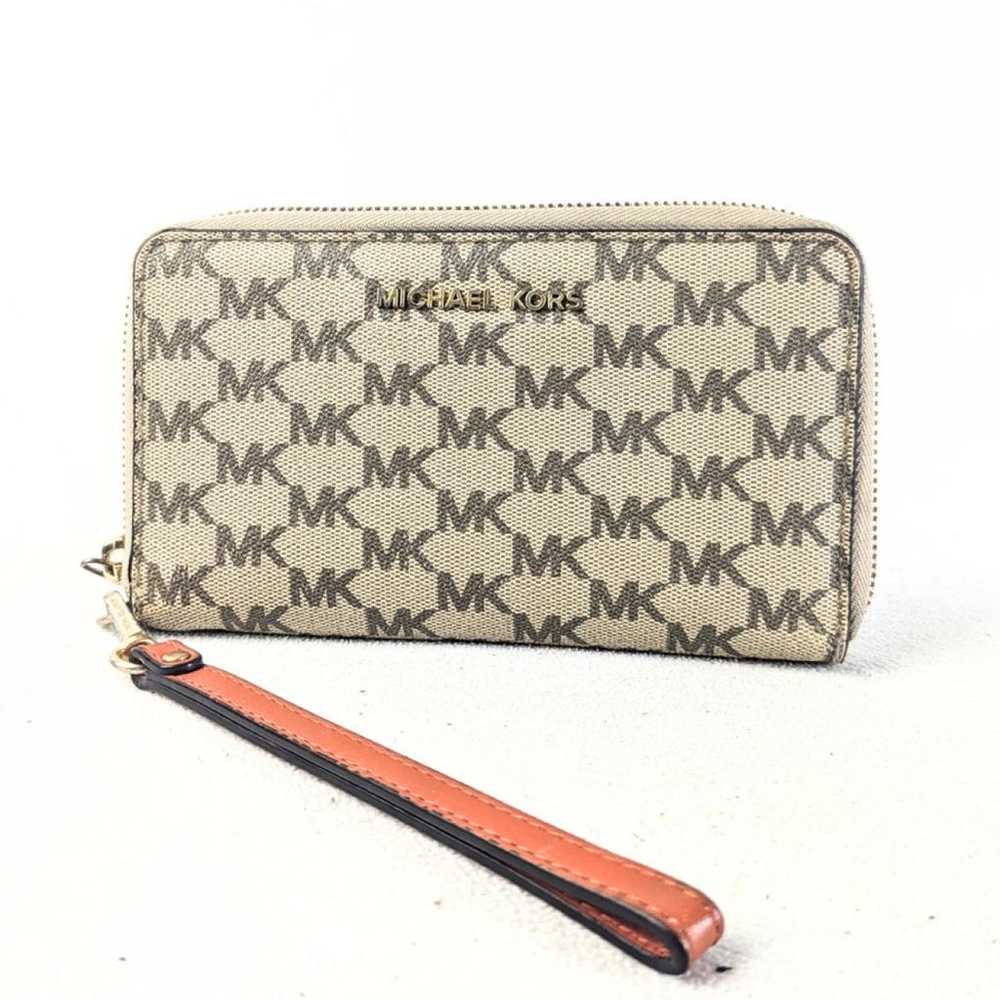 Michael Kors Jet Set wallet - image 3