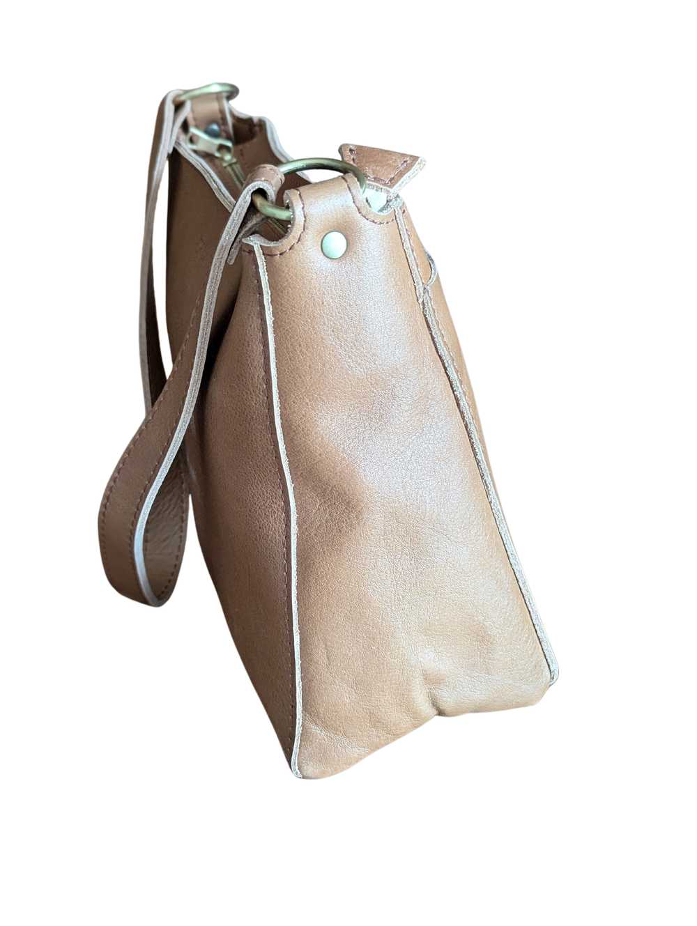 Portland Leather Triangle Shoulder Bag zip - image 6