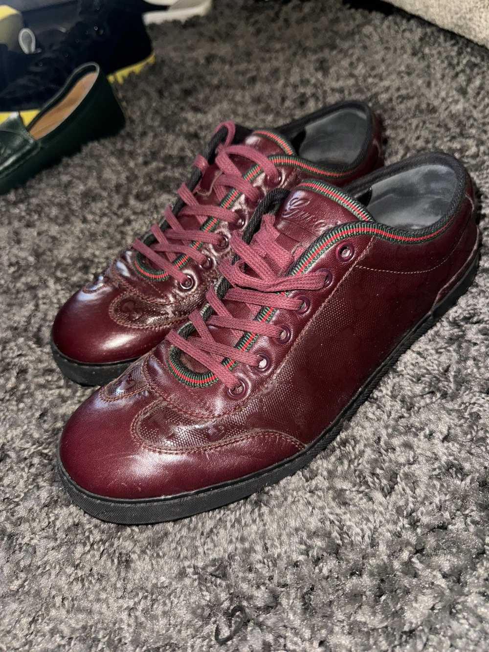 Gucci Gucci low burgundy Trainers - image 2