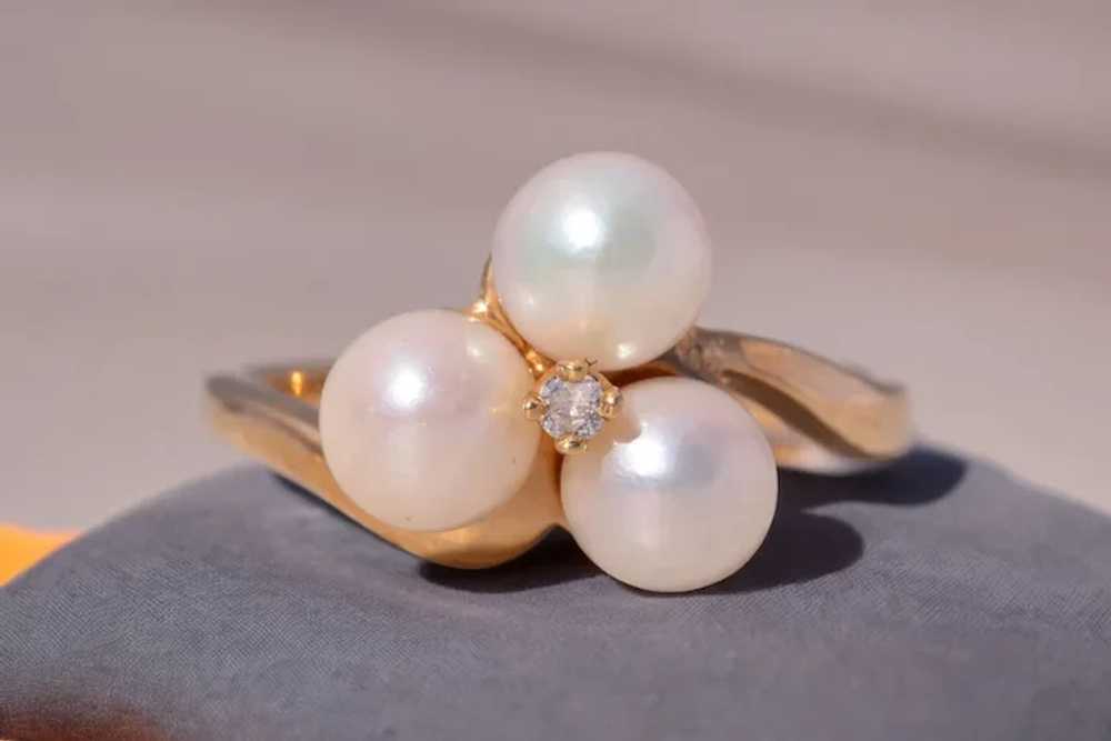 Pearl and Natural Diamond Ring in Yellow Gold - image 10