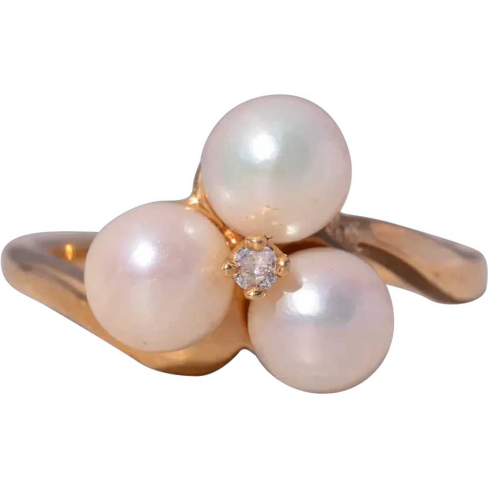 Pearl and Natural Diamond Ring in Yellow Gold - image 1