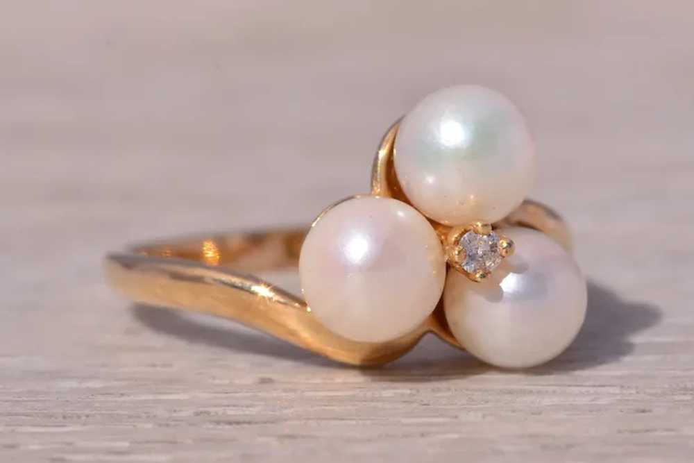 Pearl and Natural Diamond Ring in Yellow Gold - image 5