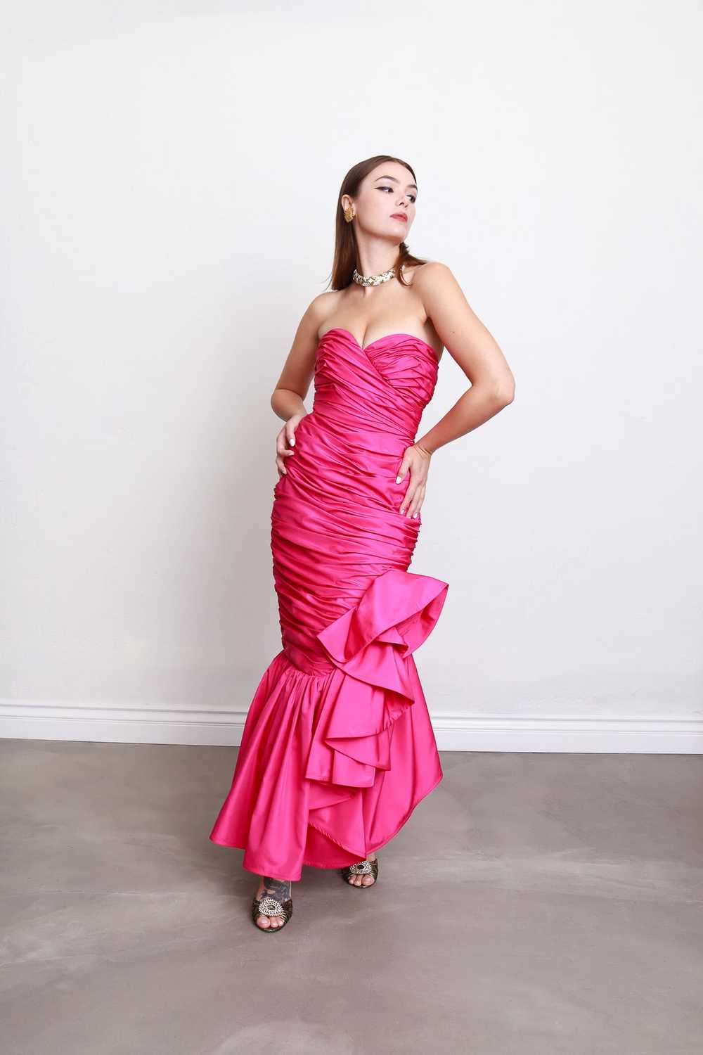 LILLI DIAMOND Flower Ruched Mermaid Gown - image 2