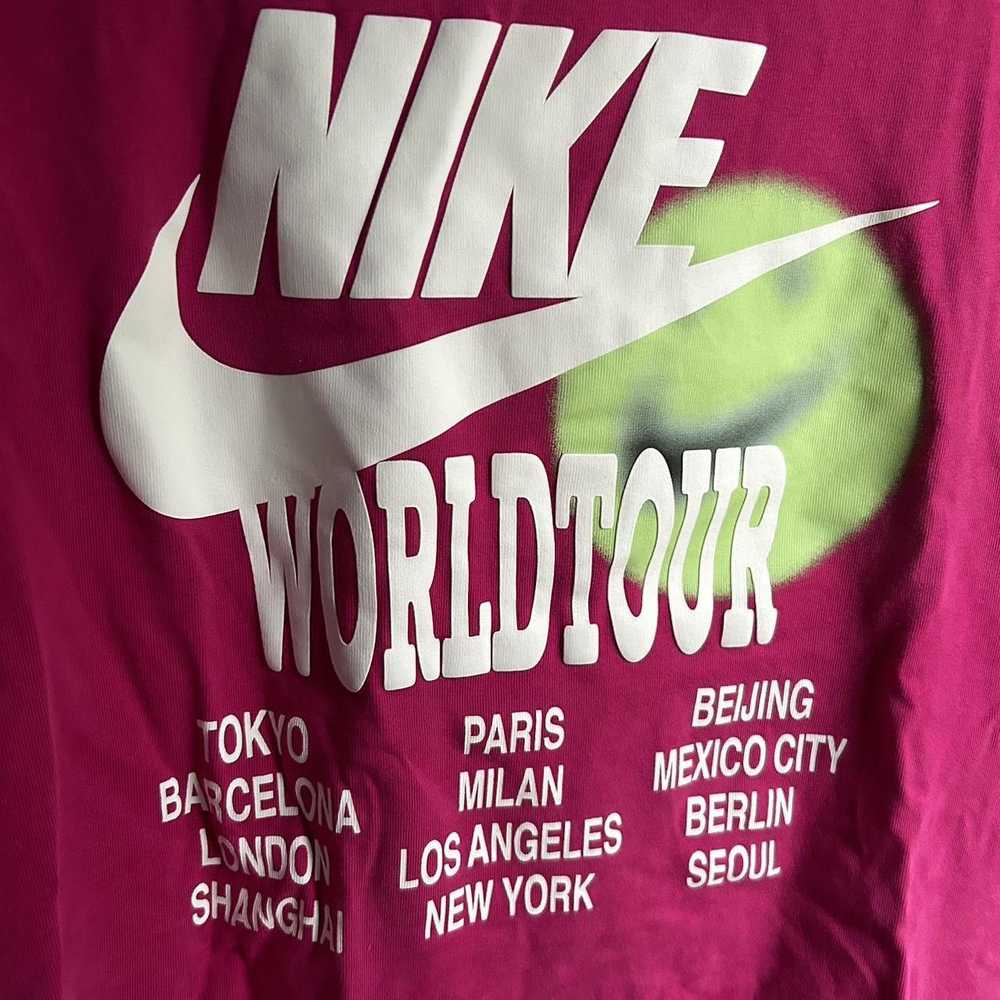 Nike Nike World Tour Tee Shirt - image 3