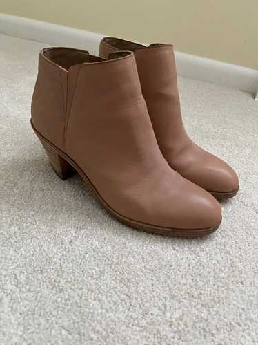 EILEEN FISHER Nude Bootie (8.5) | Used, Secondhand