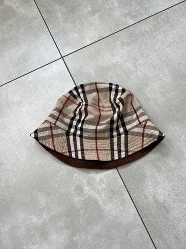 Burberry Burberry reversible nova check logo leath