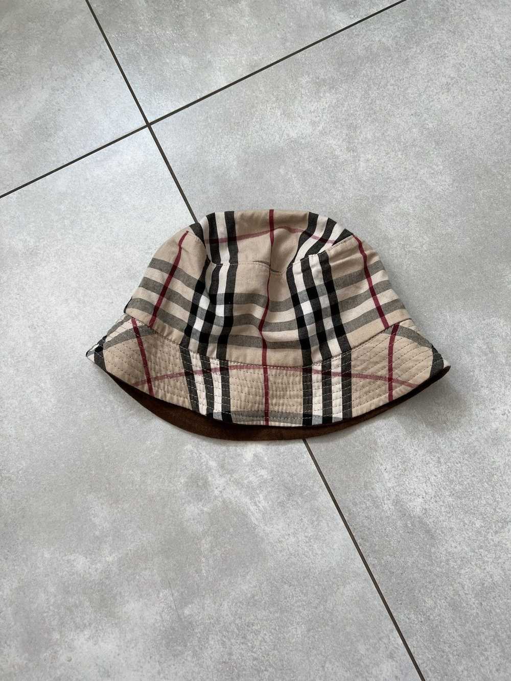 Burberry Burberry reversible nova check logo leat… - image 2