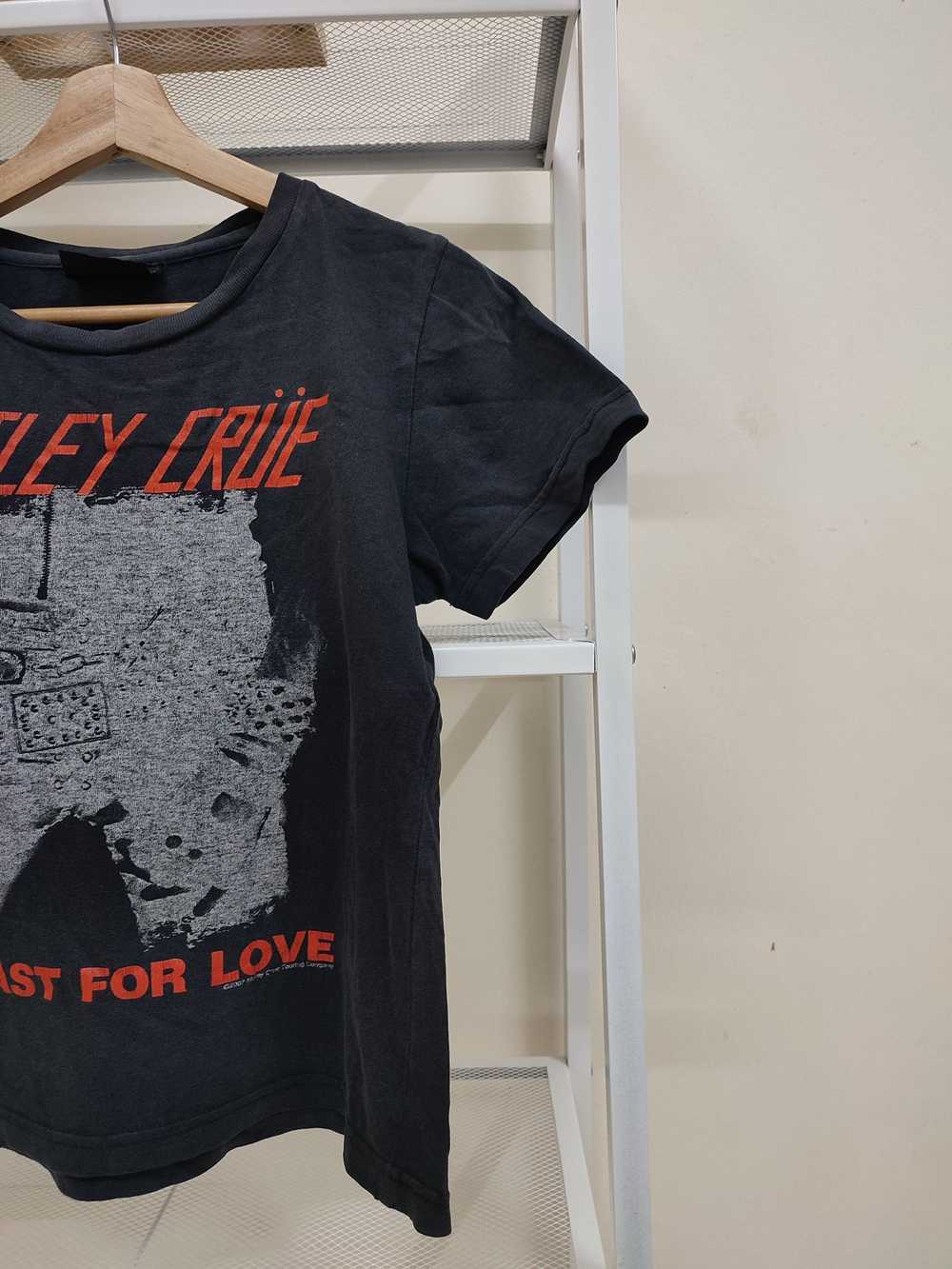 Band Tees × Vintage Vintage Y2K Motley Crue 2007 … - image 5