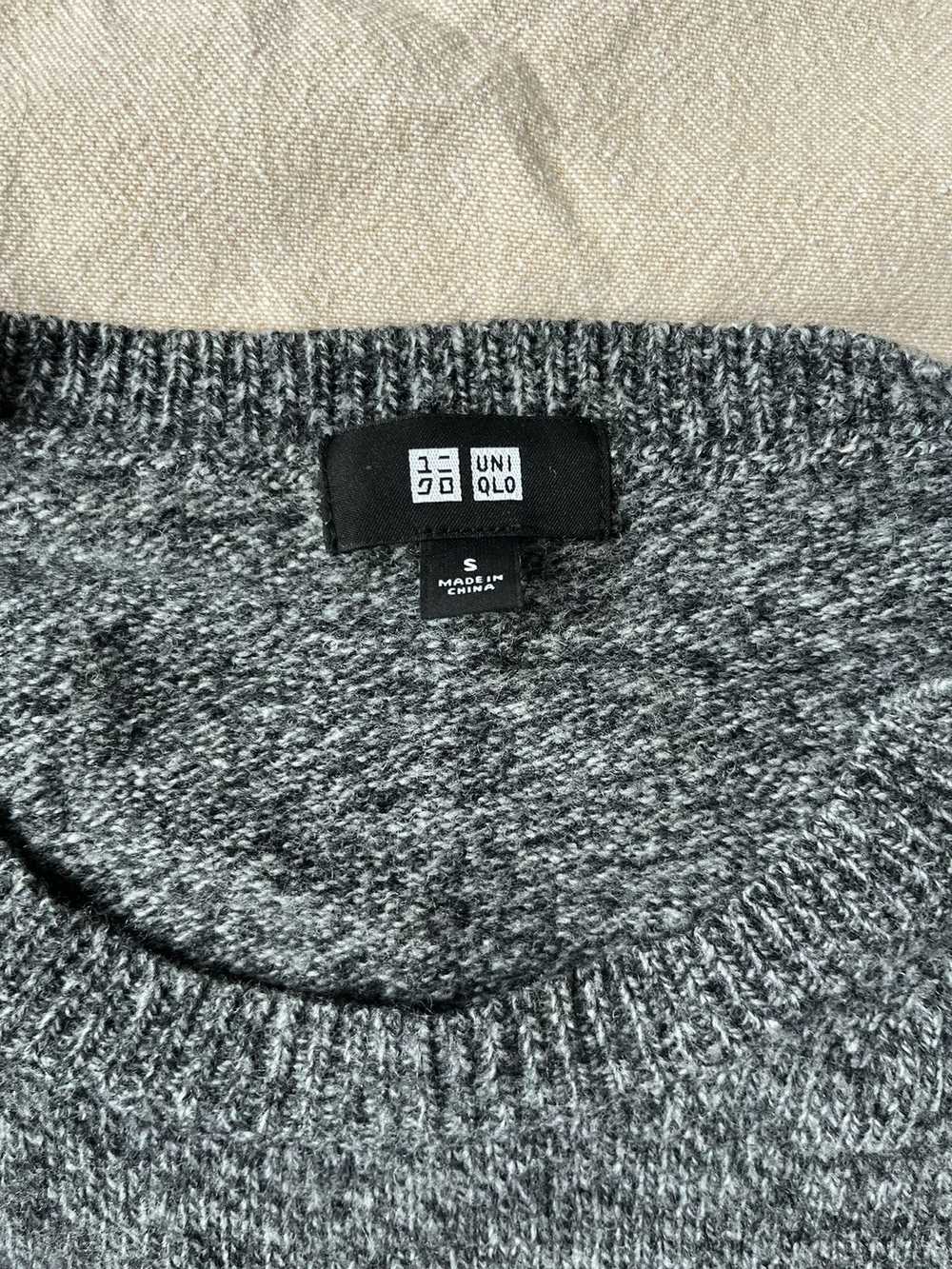 Uniqlo Uniqlo Gray 100% Wool Sweater Shetland Siz… - image 2