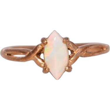 Australian Opal Ring in Yellow Gold