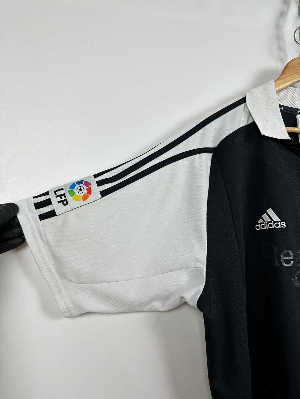 Real Madrid × Soccer Jersey × Vintage 2001/02 Vin… - image 12