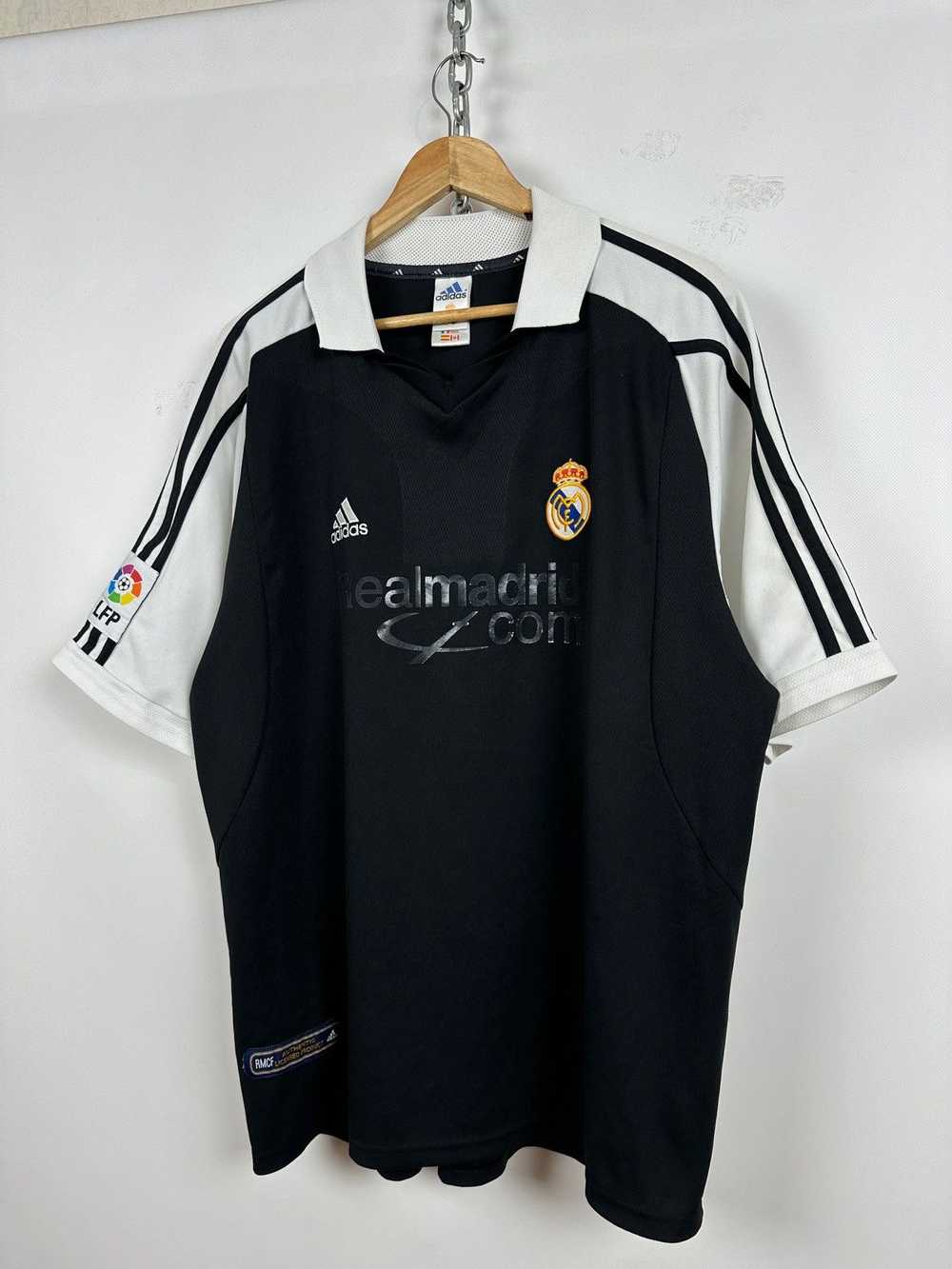 Real Madrid × Soccer Jersey × Vintage 2001/02 Vin… - image 3