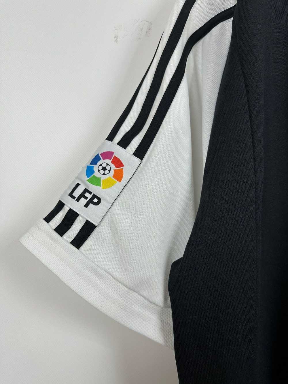 Real Madrid × Soccer Jersey × Vintage 2001/02 Vin… - image 8