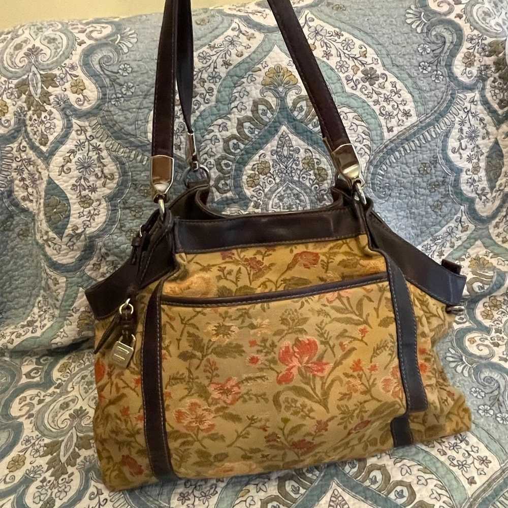 liz clairborne floral tapestry large shoulderbag … - image 1