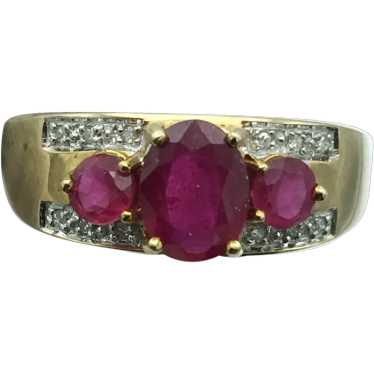 10K .06ctw Ruby and Diamond Ring