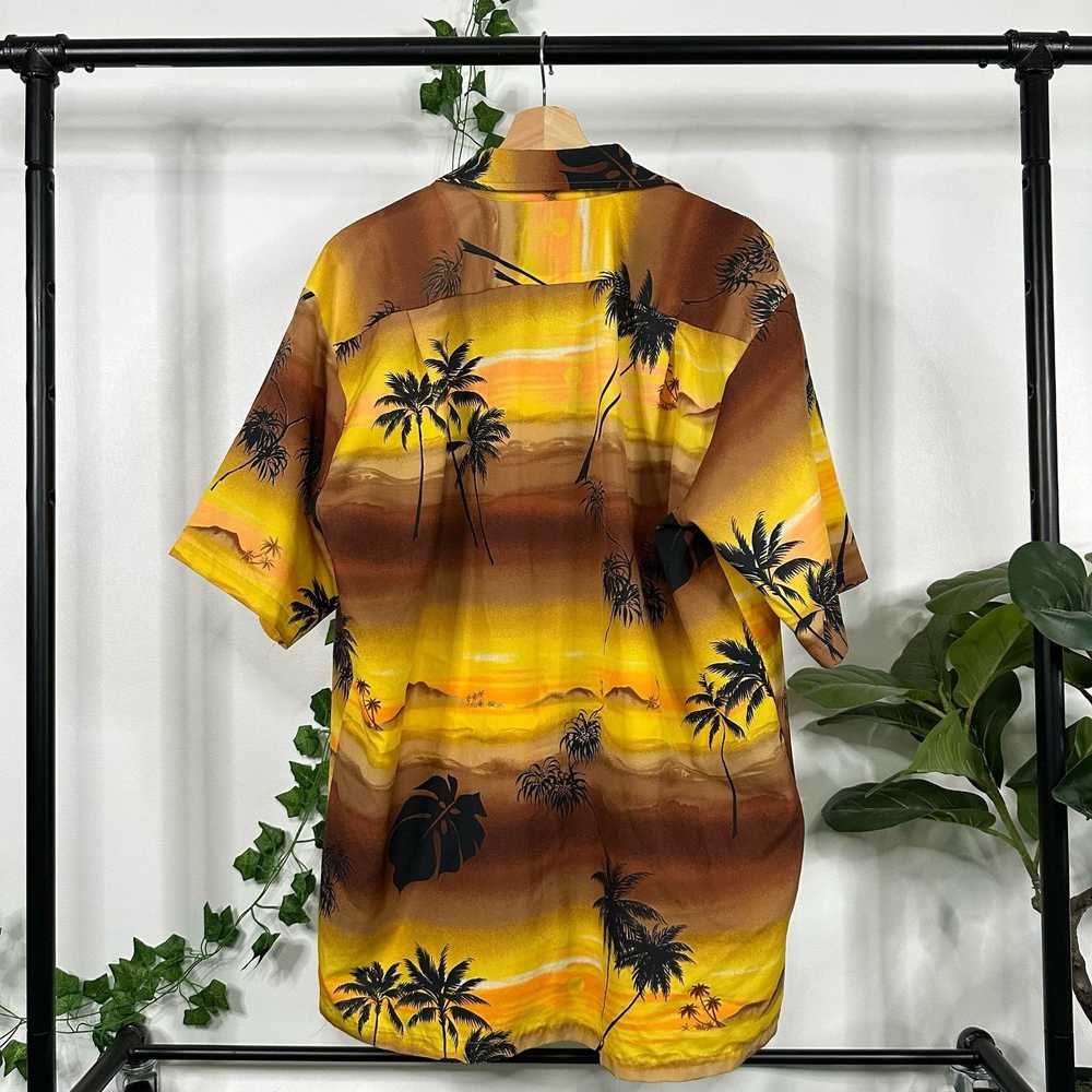 The Button Up Big Kanaka beach button up shirt - image 3