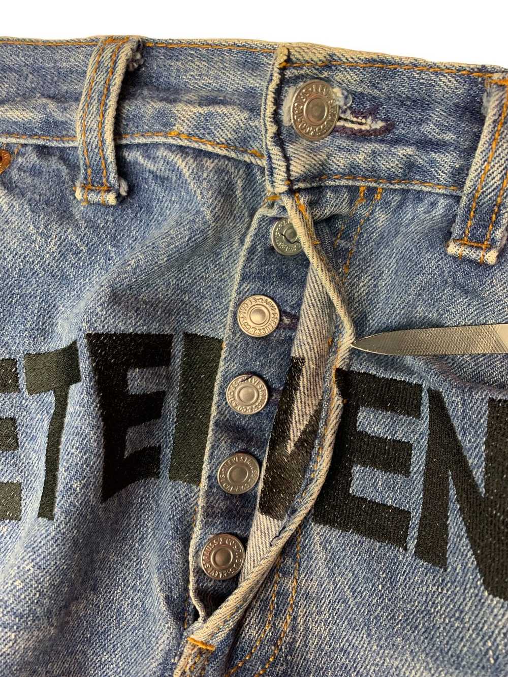 Levi's × Vetements Vetements Levi’s Logo Jeans - image 6