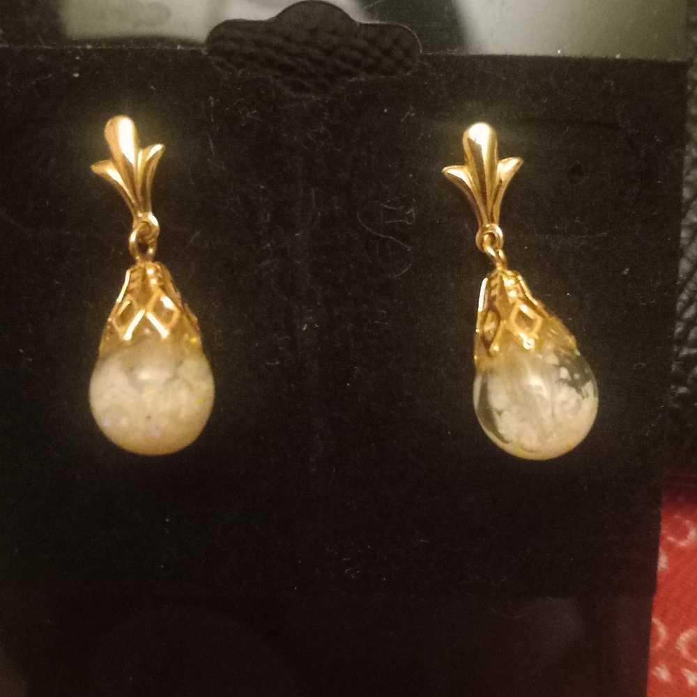 14kt gold earrings - image 1