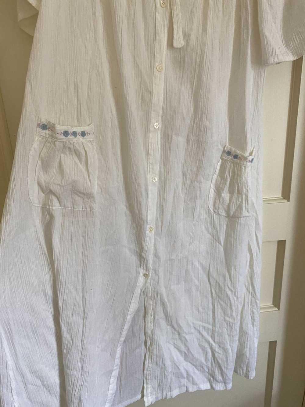 White Gauzy Cotton Tie Back dress (M) | Used,… - image 3