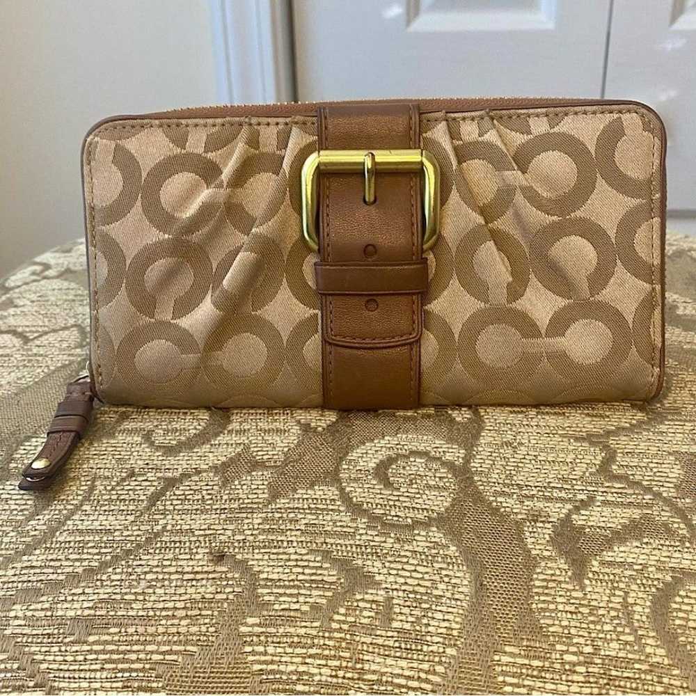 Vintage Coach Zip Around Wallet Monogram Signatur… - image 1