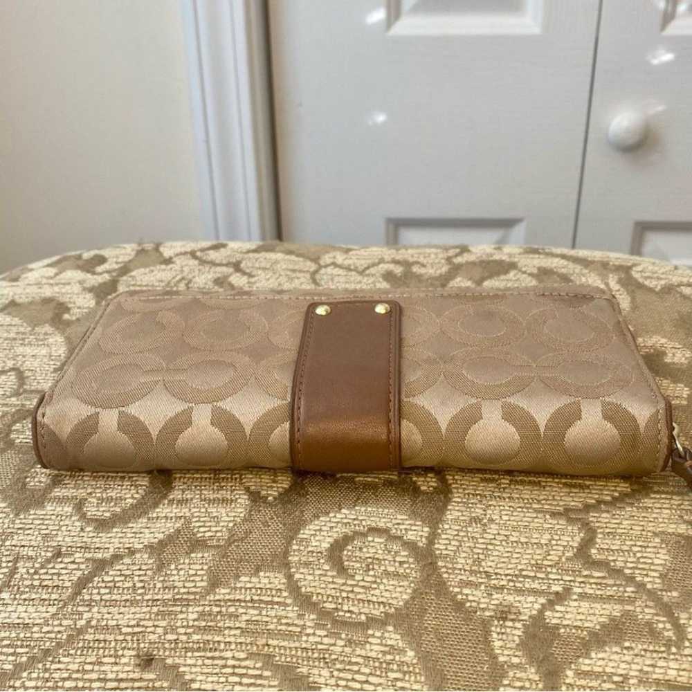 Vintage Coach Zip Around Wallet Monogram Signatur… - image 5