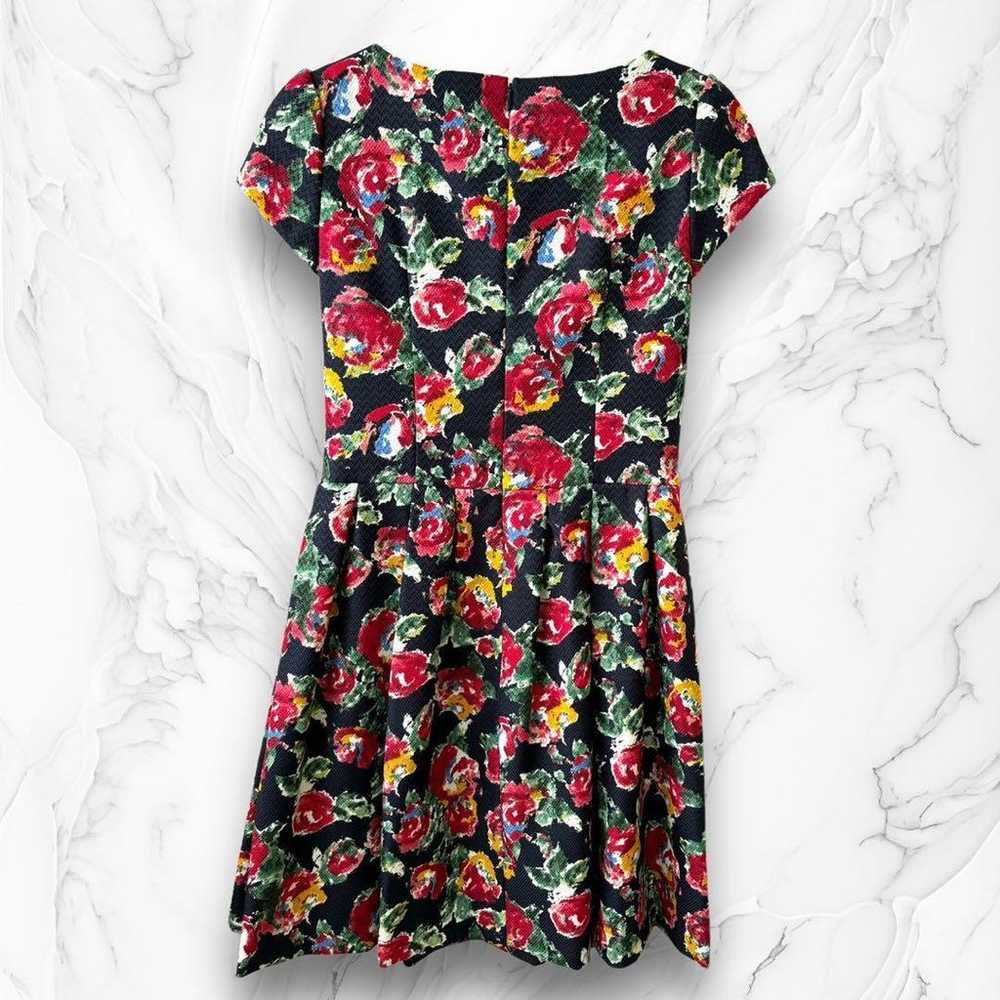 FD short-sleeved floral knee-length dress in mult… - image 2