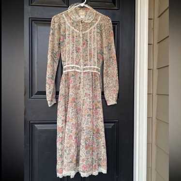 Vintage Gunne Sax Dress Floral Print Size 7 - image 1