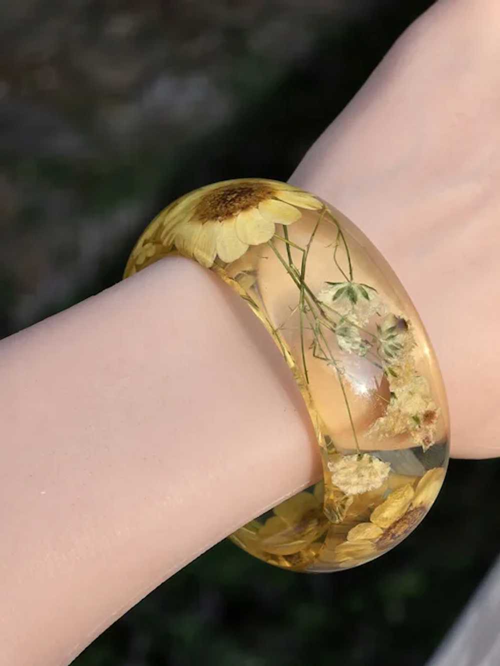 Warm Yellow Natural Daisy Bangle 59mm - image 2