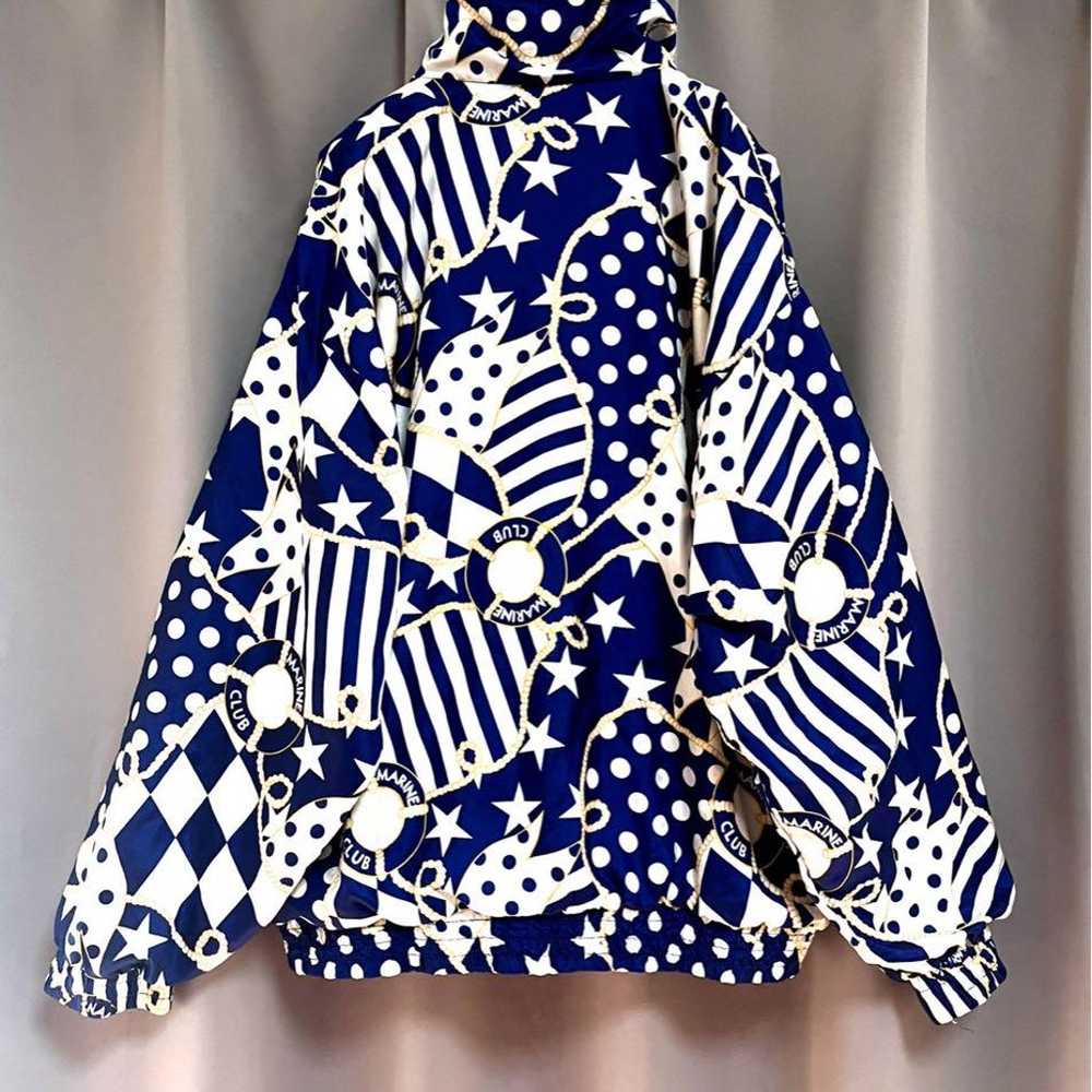 Vintage crazy patterned nylon jacket in a pretty … - image 2