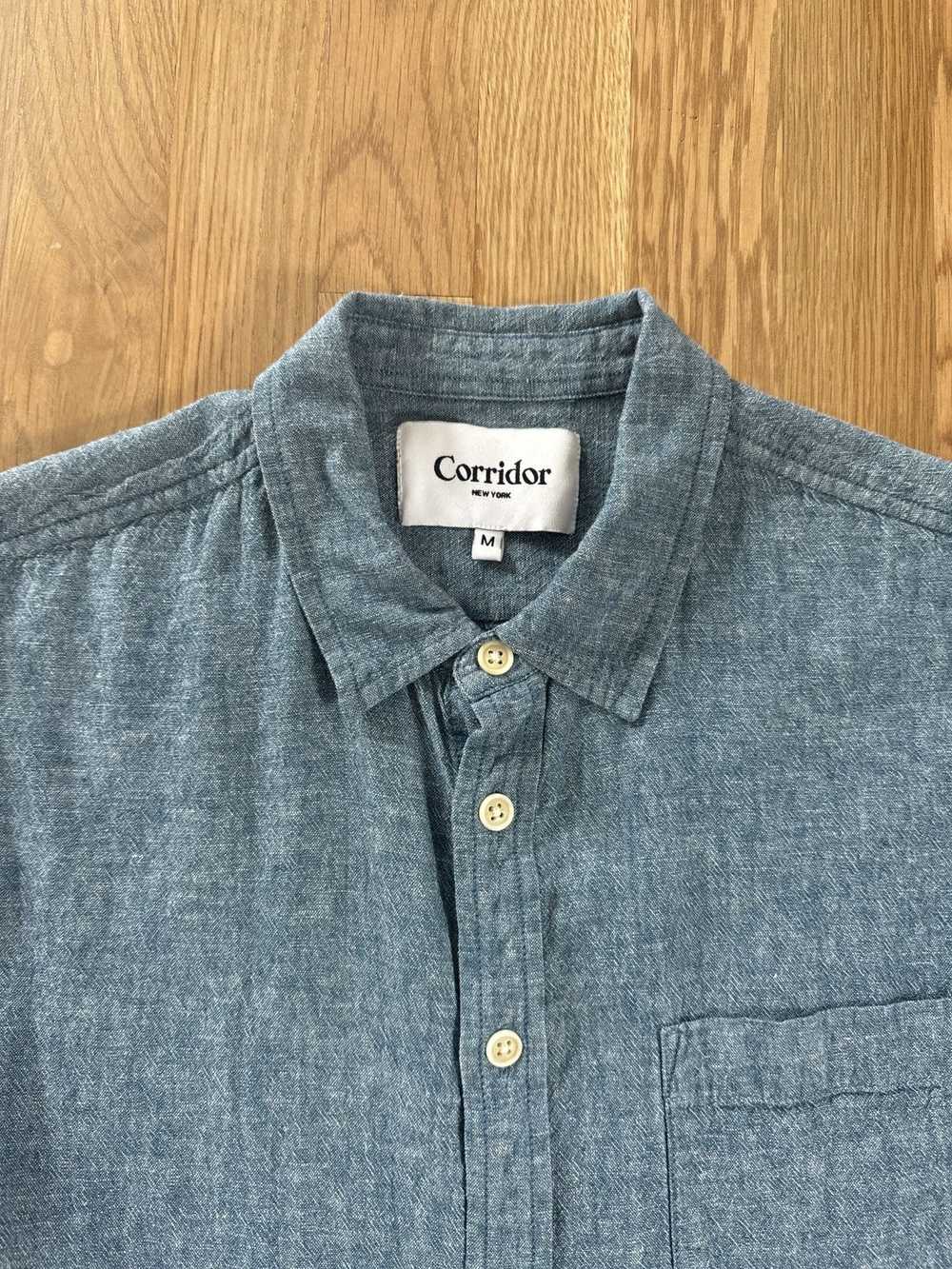 Corridor Corridor NYC chambray button down - image 2