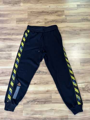 Off white side tape pants hotsell