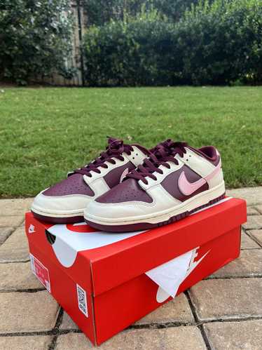 Nike Dunk Low Premium Valentines Day 2023