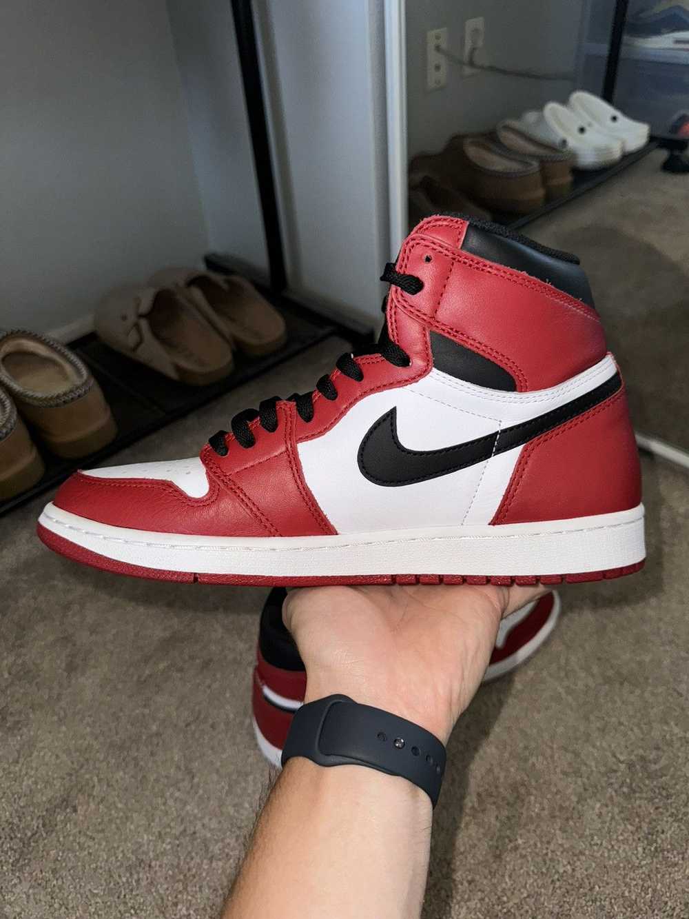 Nike Jordan 1 Retro Chicago 2015 (Size 10.5) - image 6