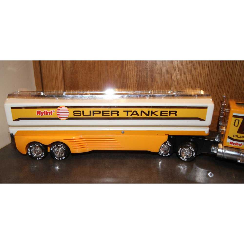 Unbrnd VTG Nylint Tractor Trailer SUPER TANKER Oi… - image 3