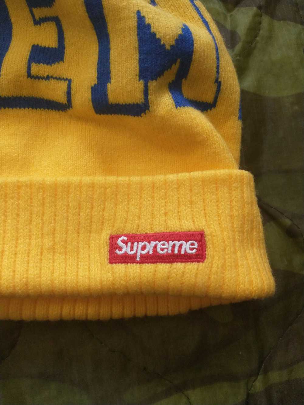 Supreme FW15 Banner Logo New Era Pom Beanie - image 4