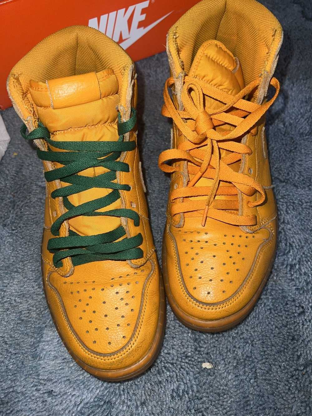 Gatorade × Jordan Brand × Nike Retro 1 Gatorade - image 3