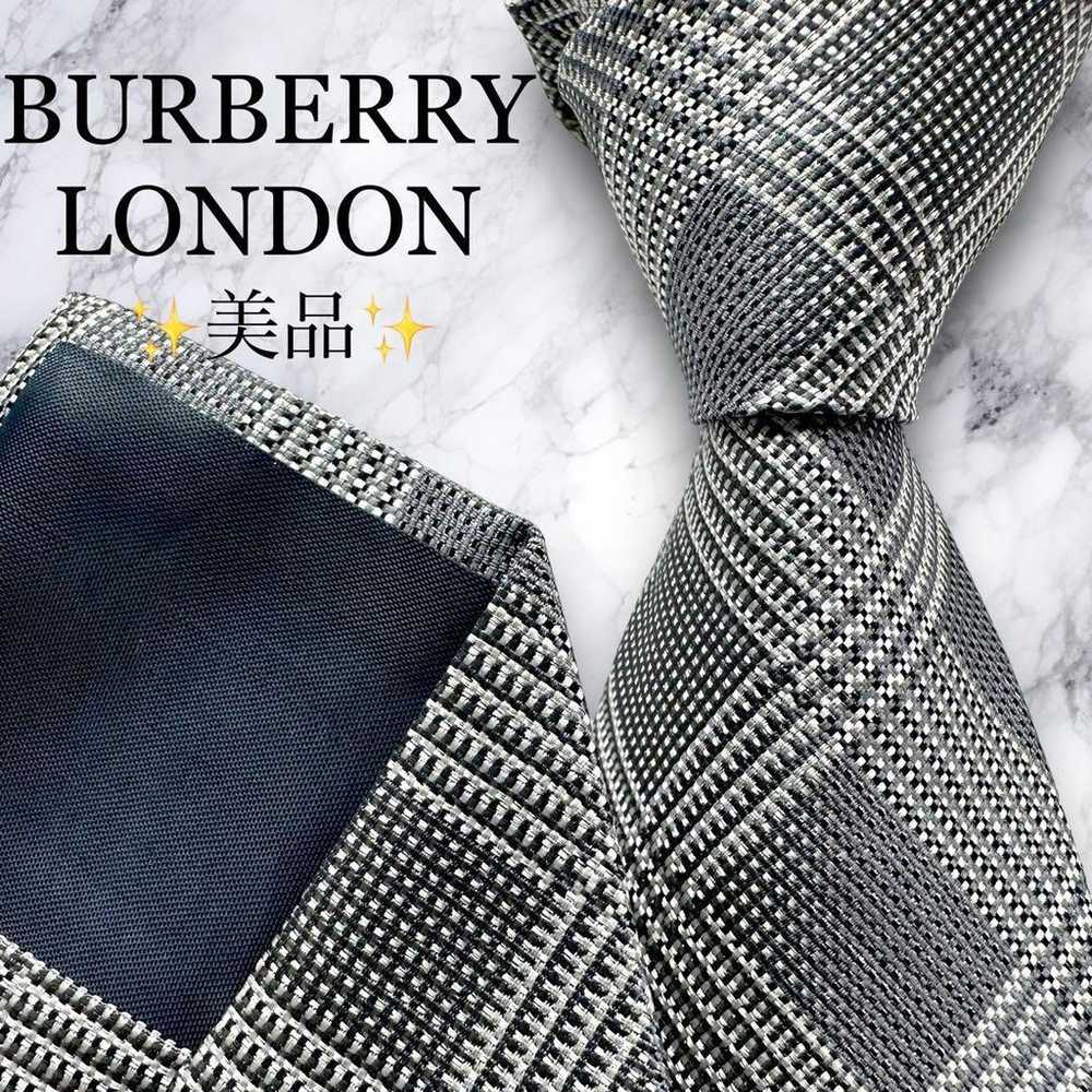 Excellent condition ✨ BURBERRY tie Burberry Nova … - image 1