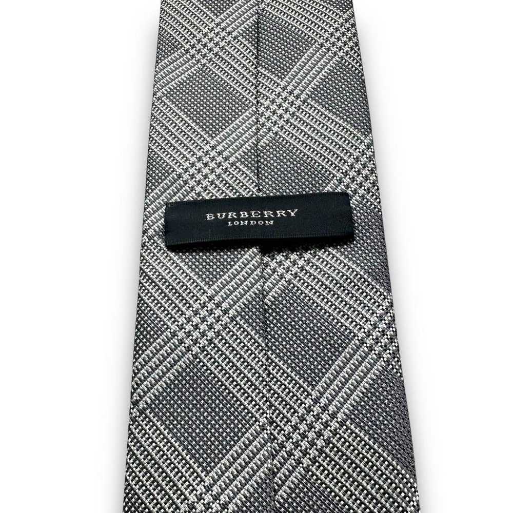 Excellent condition ✨ BURBERRY tie Burberry Nova … - image 3