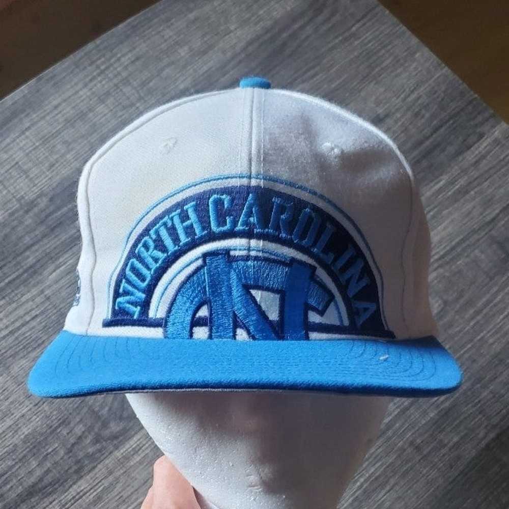 Vintage North Carolina College Tar Heels APEX ONE… - image 1