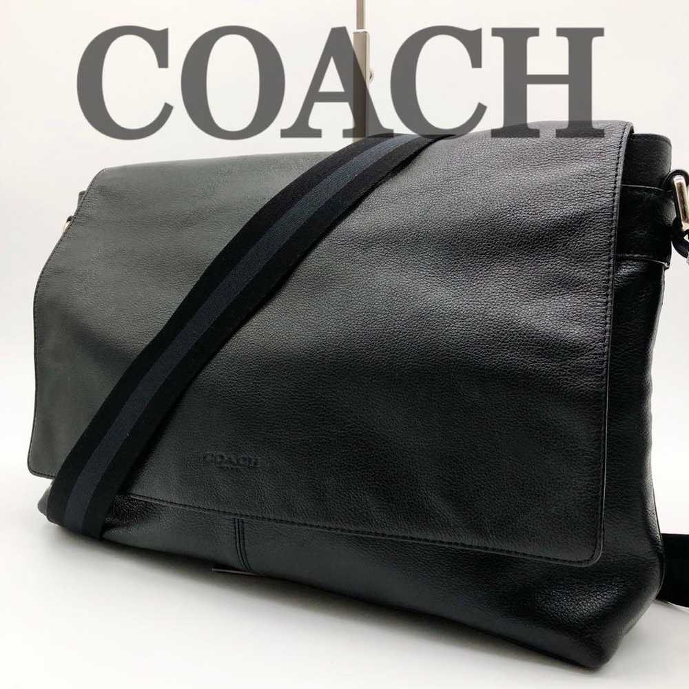 ✨Superb Item✨ Coach Messenger Bag Shoulder Bag Le… - image 1