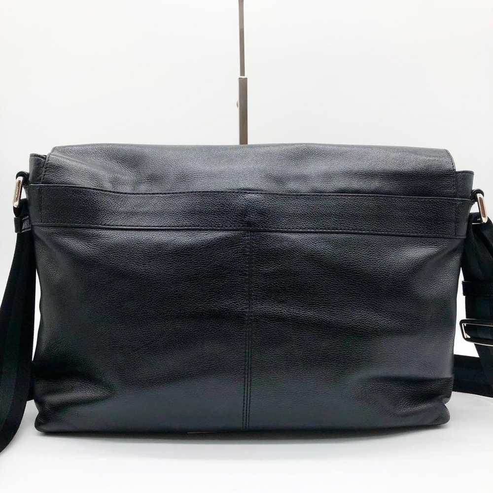 ✨Superb Item✨ Coach Messenger Bag Shoulder Bag Le… - image 3